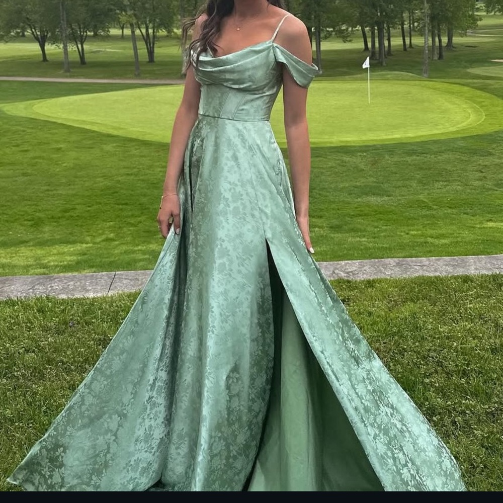 Macy's Elegant Green Maxi Dress